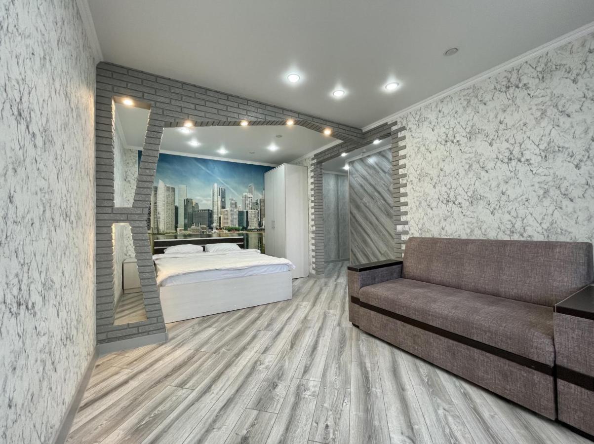 Apartment бизнес-класса с белым постельным